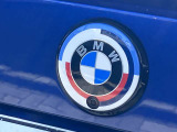 トランクエンブレムもM社創立50周年記念エンブレム!