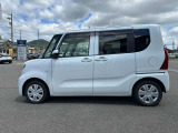 お車の内外装の状態など、気になる箇所をおっしゃっていただければできる限りお答えさせていただきます( `ー&acute;)ノ