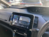 上空から見下ろしたような表示で車両感覚のつかみやすい『アラウンドビューモニター』に移動物検知警報(MOD)があり更に安心です。