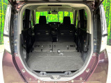 後席を格納すると、これだけの広さが!シーンに合わせたシートアレンジで、大きな荷物も積むことが出来ます♪