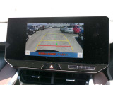 バックモニター付きですので、日常の駐車はもちろん、人や障害物などを映像で確認できるので安心です!(補助装置になりますので、目視でもご確認ください)
