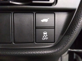 運転席からもパワーゲートの操作が可能です