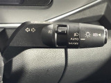 【オートライト(AUTO)】外の明るさをシステムが感知して、自動でヘッドライトが点灯します!ヘッドライトをつけ忘れを防ぐ便利機能です。
