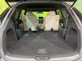 【パワーバックドア】スマートキーや運転席のボタンを押すだけでリアゲートが自動で開閉します!荷物を持っている時や、高い位置にあるバックドアを閉める際に便利な機能です♪