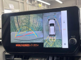 【パノラミックビューモニター】専用のカメラにより、上から見下ろしたような視点で360度クルマの周囲を確認することができます☆死角部分も確認しやすく、狭い場所での切り返しや駐車もスムーズに行えます。