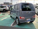 車両左斜め後ろからです!
