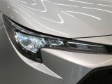 LEDヘッドライトです。デザイン性がよくとても明るいので、夜間の走行や悪天候でも安心です。しかも長寿命!