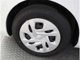 かっこいいホイールですね。 車のイメージを大きく左右するホイール部分はコダワリを持ちたいですね。