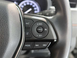 アダプティブクルーズコントロール機能付きです。走行中に先行車の様子を検知しながら、設定した車速の範囲内で先行車との距離のキープを支援します。詳細は販売店スタッフまでおたずねください。