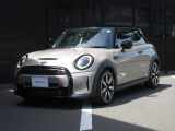 当社の車を見ていただき有難うございます。全車BMW/MINI正規認定中古車です。ご購入後,は新車購入時と同じアフターサービスを受けていただけます。
