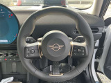 新型MINIはグリップが太くなったため、ハンドルが握りやすくなりました!