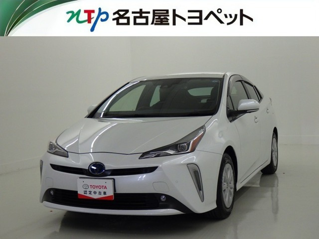 トヨタ プリウス 