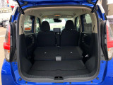 普段のお買い物や通勤、送迎等に十分な荷室スペースを確保しております。セカンドシートを倒すと、大きな荷物の積載も可能です♪