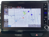 純正8インチ画面メモリーナビを搭載!情報量や検索スピードの速さが魅力的♪初めて行く場所も安心で快適なドライブをお楽しみいただけます♪