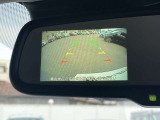 バックモニターの画面表示機能付きのルームミラーです。
