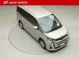 両側パワースライドドア付きだから、狭い駐車スペースなどでの乗り降りラクラク♪小さなお子さまのいるご家庭には嬉しい装備です。
