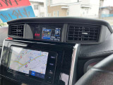 快適なドライブを楽しむための機能が装備!運転席から触れるので、操作も簡単です!