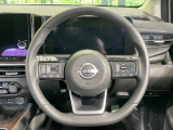 【ステアリングスイッチ】運転中、前方から目線をそらすことなく、オーディオ等の操作が可能な便利機能!安心&快適なドライブを演出してくれます♪