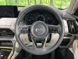 【純正革巻きステアリング】上質な革を使用することで、手にしっかり馴染みとても運転しやすいハンドルです♪