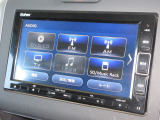 ナビゲーションはギャザズメモリーナビ(VXM-224VFi)を装着しております。AM、FM、CD、DVD再生、Bluetooth、音楽録音再生、フルセグTVがご使用いただけます。