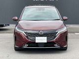 優れたデザイン性ながら小回りの利くコンパクトボディで、運転しやすいですよ