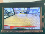 【バックカメラ(ガイドライン付)】ガイドライン表示で位置の目安が分かりやすく、駐車も安心です。