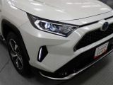 Bi-Beam LEDヘッドランプ+LEDクリアランスランプ+LEDデイライト 少ない電力で明るく照らします☆彡
