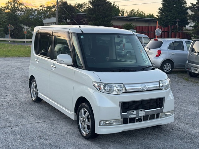 タントカスタム X 4WD