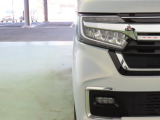 LEDヘッドライトは、点灯の瞬間から光量を発揮し、突然暗くなるトンネルなどでの安定感を高めます。