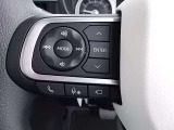 ステアリングスイッチ