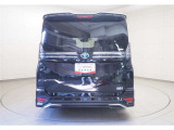 「中古車ハイブリッド保証」付き。ハイブリッド機構を無償で保証します。保証期間は、初度登録年月から10年目まで、またはロングラン保証が終わってから3年間。ただし累計走行距離が20万km以内です。