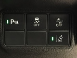 ホンダが推し進める総合先進安全装備のセンシング搭載! 衝突や斜線はみだしなどの危険が予測される時、センサーが警告。ヒューマンエラーを高度先進技術が補完してくれます。