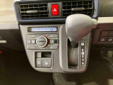 納車前にはプロのメカニックが、各部の点検を行います。ディーラーにしか出来ない品質、そしてサービスできっと満足していただけると思います!