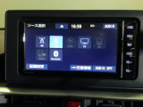 フルセグテレビ搭載。DVD・CD再生にも対応しています。