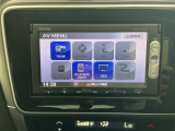 【オーディオ機能】ナビに一体のオーディオは、ワンセグTVの他にDVD/CDプレーヤーを装備♪もちろんFM/AMラジオもお聞きいただけますよ♪