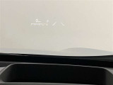 当社メカニックによる『プロの視点』でご納車前の整備を行います!お客様に安全且つ安心して気持ちよくお乗りいただけるように真心込めて整備いたします。