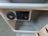 運転席にシートヒーターがあります。