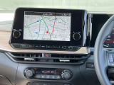 メーカーオプションのナビゲーションですのでスマートホンと接続することで多用途に利用できます。