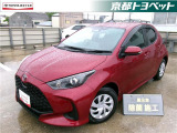 センシュアルレッドマイカのヤリス入荷しました。