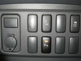 ネッツトヨタ静浜は&rdquo;キレイ&rdquo;にこだわっています。特設サービス工場で、新しく生まれ変わった車!内装・外装の徹底的な掃除、シートを外してニオイの元まで消臭・除菌、見えにくいエンジンルーム内もキレイ!