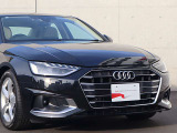 ●Audiが最初に採用したLEDポジショニングランプ。シャープなラインで昼間でも点けていたいと思うほど上品でオシャレです。夜間走行時はさらに目立ちます!