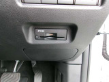 ETC車載器が付いています。高速道路の料金所をノンストップで通過!