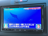 社外ナビ付きでフルセグ・DVD再生・Bluetoothなど付いてとても便利な車両です♪