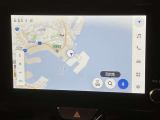 いまや必須装備「ナビゲーション」搭載!知らない場所に、スイスイッとドライブ。なんて便利な機能でしょうか?もう、これなしではハンドルを握れませんね!でも、運転中の操作は危険ですのでご注意ですね♪