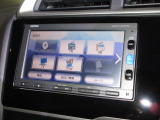 ナビゲーションは純正メモリーナビ(VXM-174VFXi)を装着しております。AM、FM、CD、DVD再生、Bluetooth、ワンセグTVがご使用いただけます。初めて訪れた場所でも安心ですね!