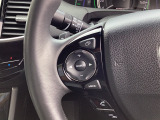 【パドルシフト】マニュアル車のような感覚で、任意にシフトアップ、シフトダウンできお車を思いのままに操れるマニュアルモード・パドルシフト付きです。下り坂でのエンジンブレーキにも役に立ちます。