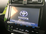 【メーカー純正9型ナビ】インテリアに溶け込むスタイリッシュな「専用設計」メーカーナビを装備♪視認性や操作性など基本性能にも優れ、より上質なカーライフをお楽しみいただけます。