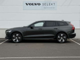 ◆サイド/流麗なプロポーションはVOLVO車の真骨頂。「美しいものと共にありたい」というオーナーの願いを満たします