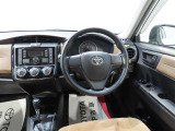 見やすい運転席になっております。