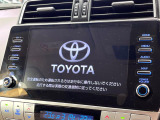 【メーカー純正ナビ】インテリアに溶け込むスタイリッシュな「専用設計」メーカーナビを装備♪視認性や操作性など基本性能にも優れ、より上質なカーライフをお楽しみいただけます。